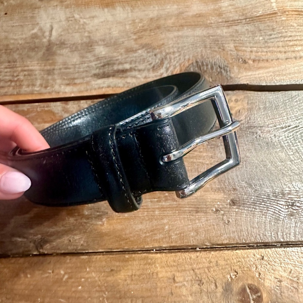 J-crew Men’s square silver buckle, black leather belt. Size 30